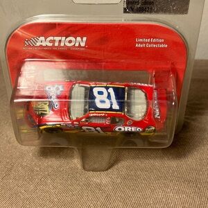 Dale Earnhardt Jr #81 Oreo / Ritz 2005 1/64 scale die cast car